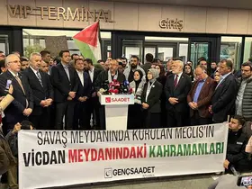 Özgürlük Filosu’nda gözaltına alınan milletvekilleri İstanbul’a geldi
