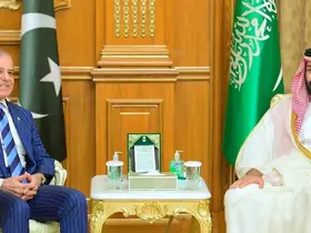 Pakistan Başbakanı Şerif, Suudi Arabistan Veliaht Prensi Selman ile görüştü

