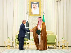 Pakistan Başbakanı Şerif, Suudi Arabistan’da
