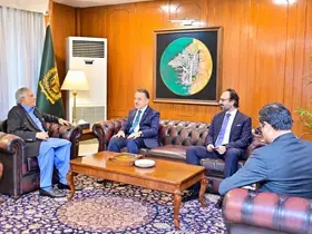 Pakistan Dışişleri Bakanı Dar, Büyükelçi Neziroğlu’nu kabul etti