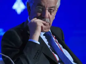 Pakistan Savunma Bakanı Asif: "Anlaşma olmazsa Afganistan ile açık bir savaşa girme seçeneğimiz var"

