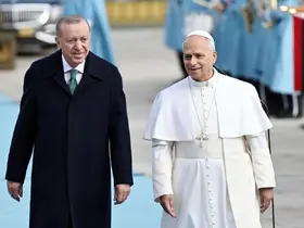Papa 14. Leo'yu Cumhurbaşkanı Erdoğan karşıladı