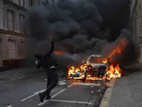 Paris’teki protestolarda 13’ü çocuk 195 kişi gözaltına alındı
