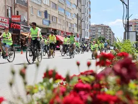 Pedallar, sağlık için çevrildi
