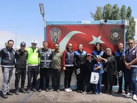 Polis ekiplerine Esila’dan destek
