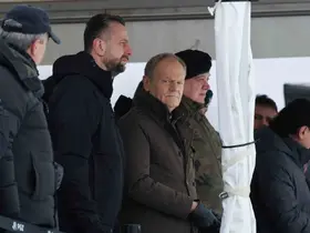 Polonya Başbakanı Tusk’tan vatandaşlarına "İran’ı terk edin" çağrısı
