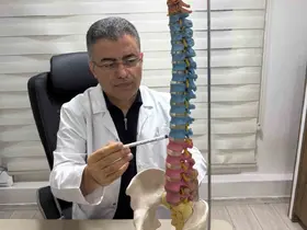 Prof. Dr. İrfan Koca: "Bel fıtığı artık gençlerin de sorunu"
