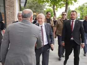 Prof. Dr. Ümit Özdağ’dan ETSO’ya Ziyaret
