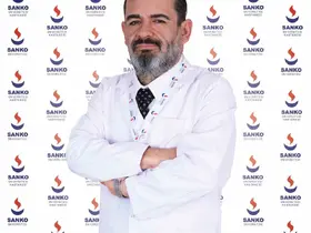 Prof. Dr. Yıldırım: "Memede hissedilen her kitle, kanser olmasa da değerlendirilmelidir"
