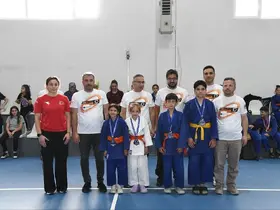Pursaklar’ın spor salonlarında yarınların şampiyonları yetişiyor
