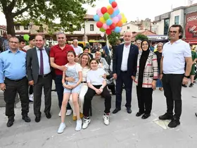 Rengarenk balonlar DMD kas hastası Görkem Efe için gökyüzüne bırakıldı
