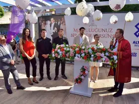 Sabri Uğur parkı açık hava nikah salonu hizmete açıldı
