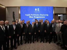 Sağlık çalışanları iftar sofrasında buluştu
