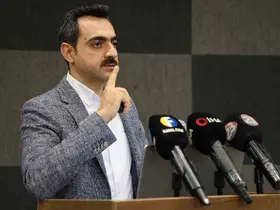 Sağlıkta yapay zeka tehdidi, " Algoritmalara bakarak ilaç kullanmayın"
