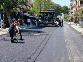 Salihli’nin Şüheda Caddesi baştan aşağı yenileniyor
