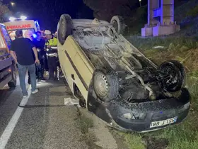Samsun’da hafif ticari araç 30 metrelik şarampole yuvarlandı: 1 yaralı
