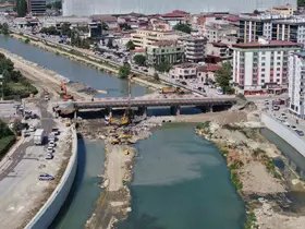 Samsun’da köprü tedbir amaçlı trafiğe kapatıldı
