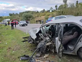 Samsun’daki kazada ağır yaralanan sürücü hayatını kaybetti

