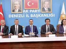 Sanayi ve Teknoloji Bakanı Mehmet Fatih Kacır Denizli partilileriyle bir araya geldi
