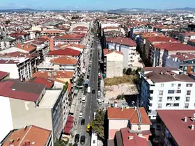 Şehit Numan Dede Caddesi yeni yüzüyle hizmette
