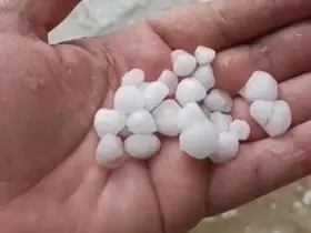 Silivri’de dolu yağışı etkili oldu
