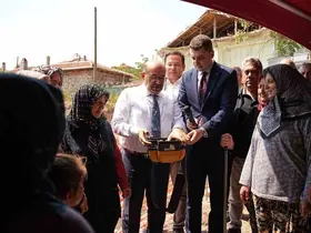 Sındırgı’da deprem konutları hak sahiplerine teslim edildi
