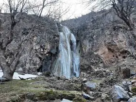 Şırnak’ta kar eridi, şelaleler coştu
