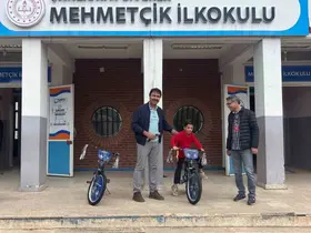 Siverek’te çevreye duyarlı öğrenciler bisikletle ödüllendirildi
