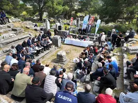 Söke’de tarihin kalbi Priene’de meclis toplantısı yapıldı
