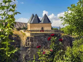 Sultan Melik Türbesi, Mengücekli tarihine ışık tutuyor

