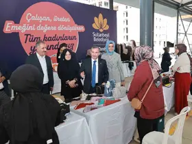 Sultanbeyli Belediyesi Kadın El Emeği Pazarı açıldı
