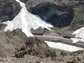 Sümbül Dağı’nda peş peşe çığ düştü
