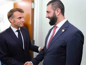 Suriye Devlet Başkanı eş-Şara, Fransa Cumhurbaşkanı Macron ile görüştü
