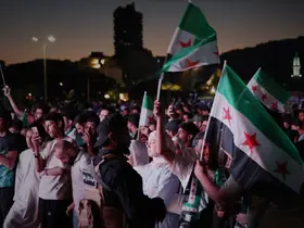 Suriye halkı, Eş-Şara’nın BM’ye hitabını dinlemek için meydanları doldurdu
