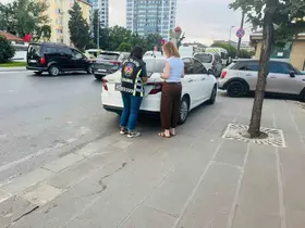 Tartıştığı sürücünün önünde ani fren yaparak gitmesini engelledi
