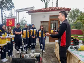 Taşköprü’de İtfaiyeciler Haftası öğrencilerle kutlandı

