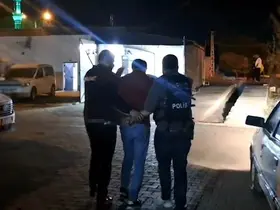 Tatvan’da araçta 1 kilo 700 gram skunk ele geçirildi
