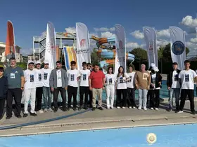 Tatvan’da gençler Van Gölü’nün su altını MikroROV’larla keşif için ilk adımı attı
