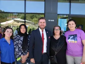 Tavas Belediyesi kırsal mahallerde yaşayan kadınlar için yüzme kursu başlattı
