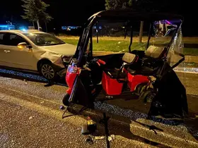Tavşanlı’da otomobil elektrikli bisiklete çarptı: 2 yaralı
