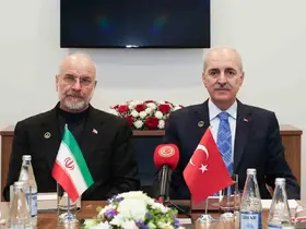 TBMM Başkanı Kurtulmuş, Bakü’de İran Meclis Başkanı Galibaf ile görüştü
