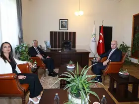 TBMM Başkanı Kurtulmuş, DEM Parti Grubu’nu ziyaret etti
