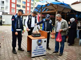 Terme semt pazarlarında denetimler devam ediyor
