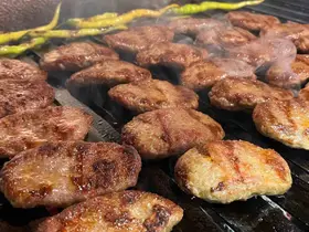 Tescilli Çerkezmüsellim pabuç köftesinin lezzeti 44 yıldır değişmedi
