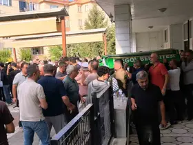 Tır kazasında hayatını kaybeden gençler son yolculuğuna uğurlandı
