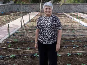 Toprakla buluştu, yaşama yeniden tutundu

