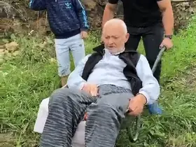 Trabzon’un Araklı ilçesinde diyaliz hastasının "yol" çilesi
