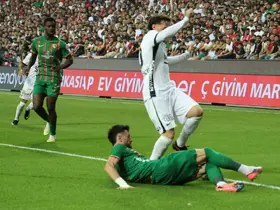 Trendyol Süper Lig: Amed Sportif Faaliyetler: 3 - Beşiktaş: 2 (Maç sonucu)
