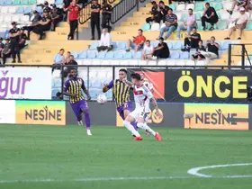 Trendyol Süper Lig: Eyüpspor: 0 - Gaziantep FK: 0 (İlk yarı)
