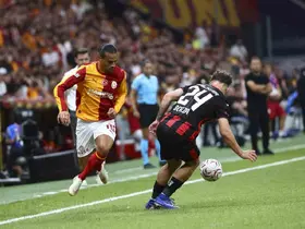 Trendyol Süper Lig: Galatasaray: 0 - Çorum FK: 0 (İlk yarı)
